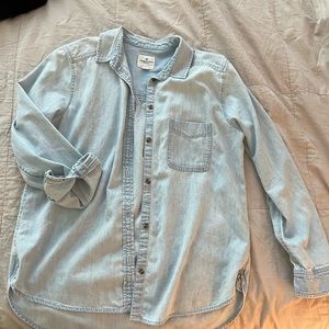 American Eagle denim button down